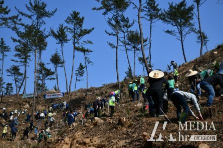 거제시, 제78회 식목일 기념행사 개최
