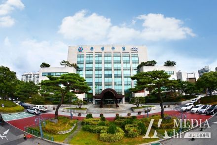 유성구청사 전경
