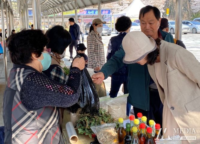 보은군 회남면, 농․특산물‘녹색장터’인기몰이
