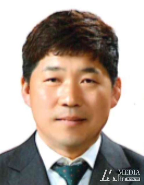 신둔면 청산인삼농원 대표 유근무씨