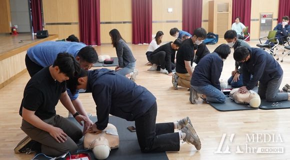 군포도시공사, 보건소와 함께하는 심폐소생술 교육 실시