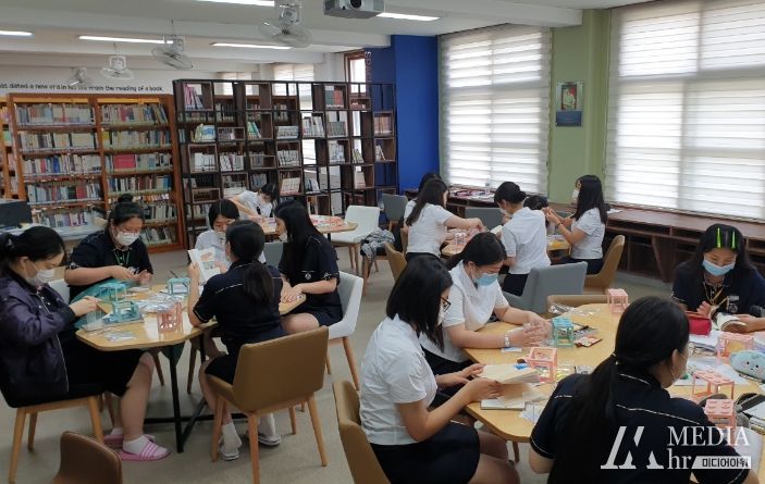 5월 성년의 날 및 청소년의 달 기념행사