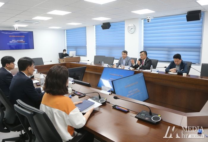 김기웅 서천군수, 유부도 발전·어업 활동 제도개선에 ‘동분서주’