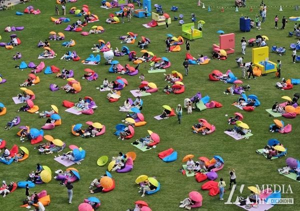 책읽는 서울광장