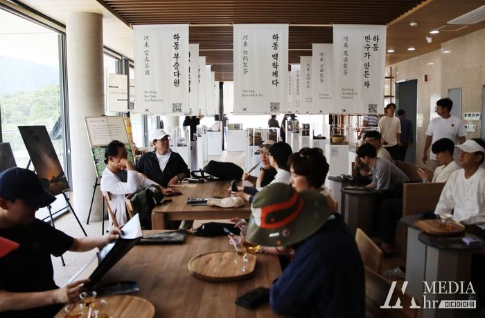 하동세계차엑스포 세계 최초 후발효차 특별관 눈길