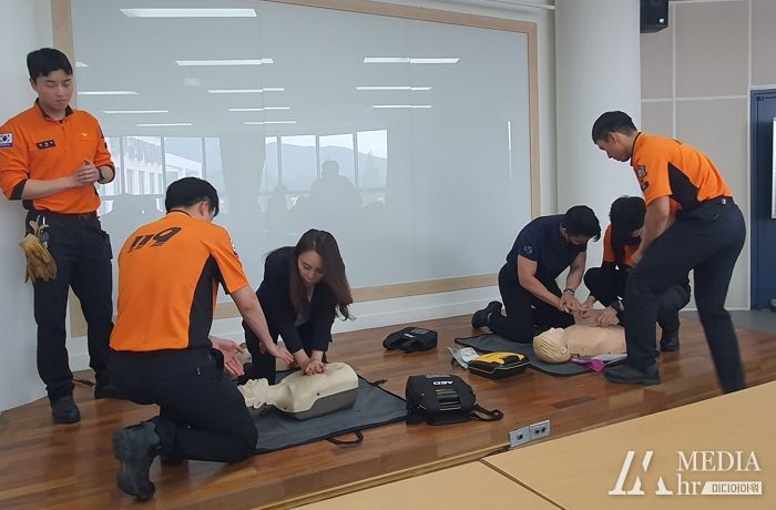 성산도서관과 소방교육(심폐소생술)