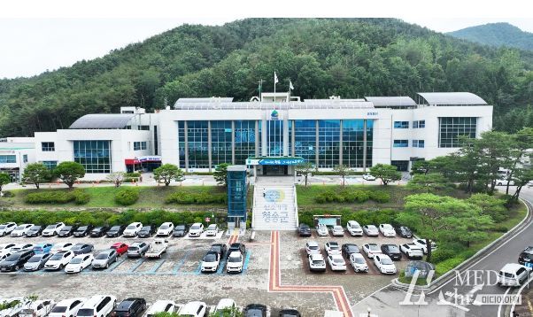 청송군청 전경