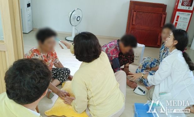 무안군, 수재민 임시거처 방문해 주민 건강검진 실시