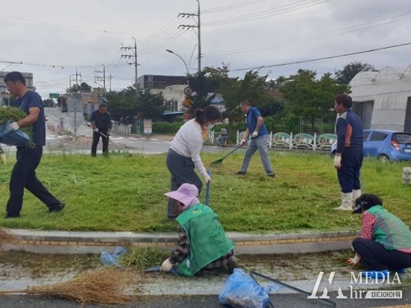 김제시,“쓰레기, 꼼짝마!”반짝반짝 도민체전 만들기