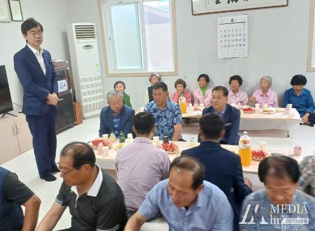 조경태 국회의원, 고성 거류면 마동마을 고향 방문